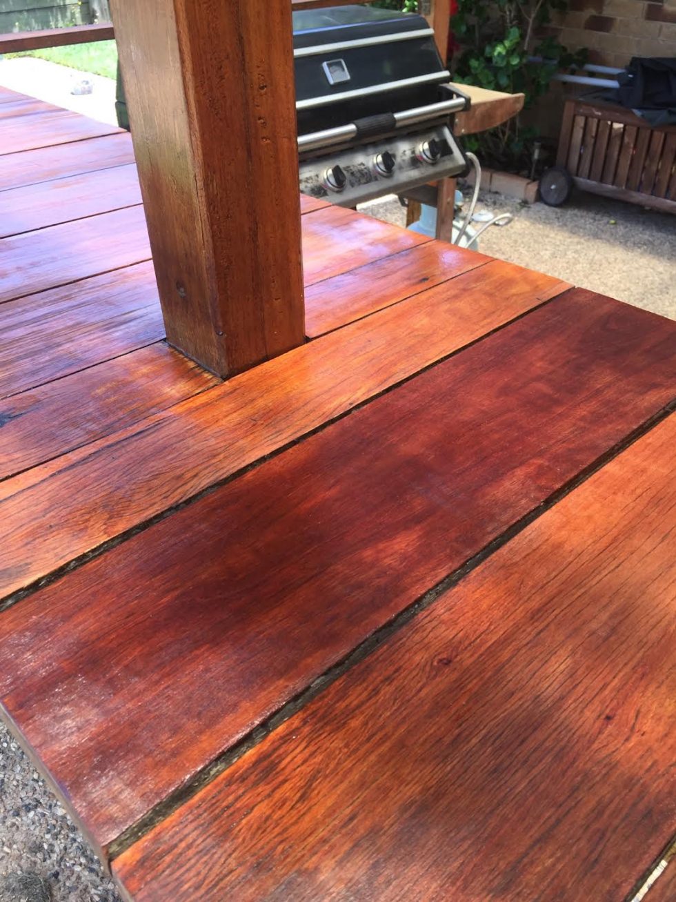 Timber Staining - 1 Paint GC | Gold Coast Painters